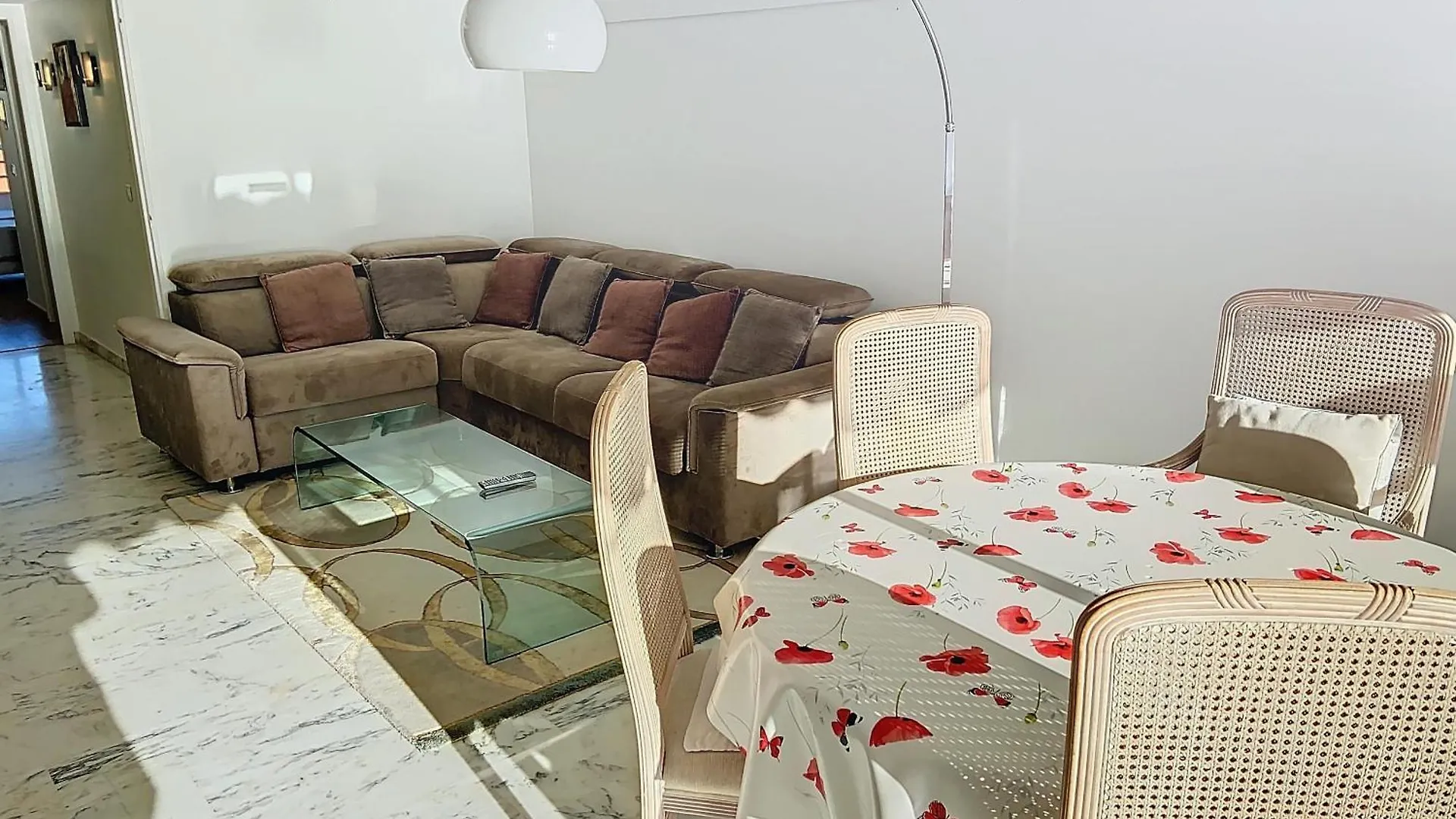 Situation Et Vue Exceptionnelles 338L Roll Apartment Cannes